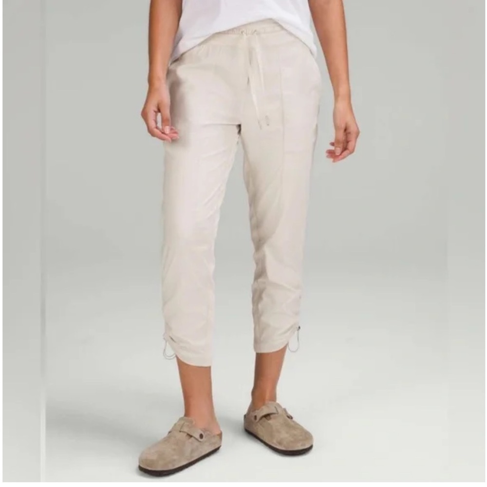 Lululemon Dance Studio Mid-Rise Cropped Pant